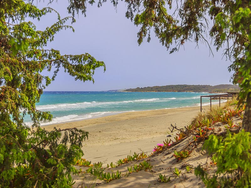 spiaggia laghi alimini otranto salento